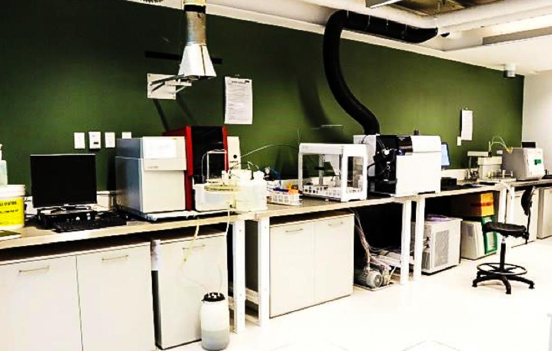 Photo of the CTWW Environmental Engineering Instrument Laboratory
