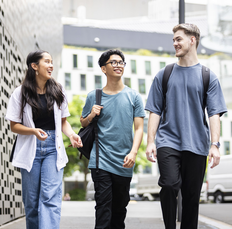 Students walking on the UTS campus.