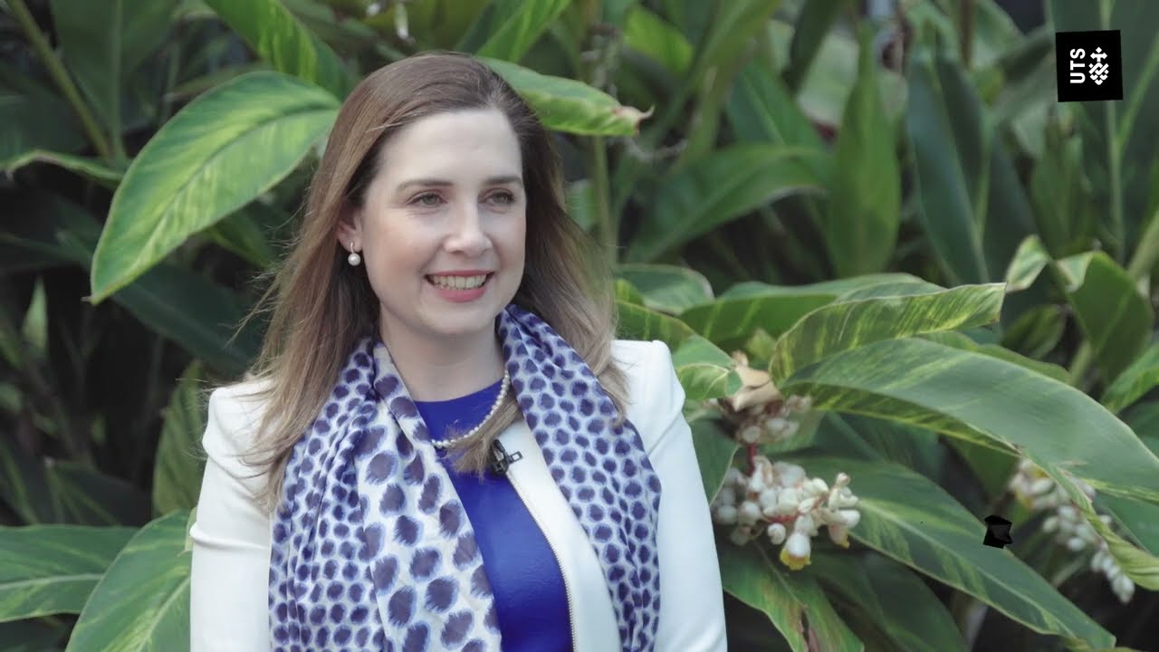 Professor Sally Inglis