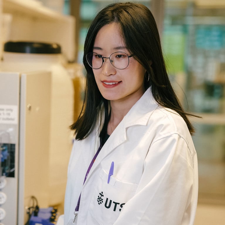 Doctor Xuan Li in a lab at the University of Technology Sydney