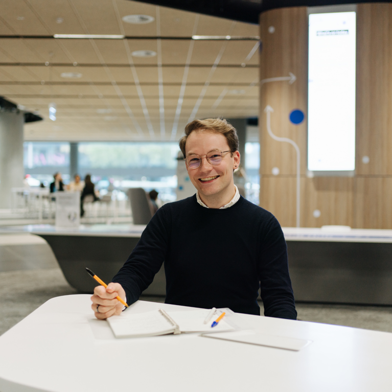 UTS Young Alumni Committee member.
