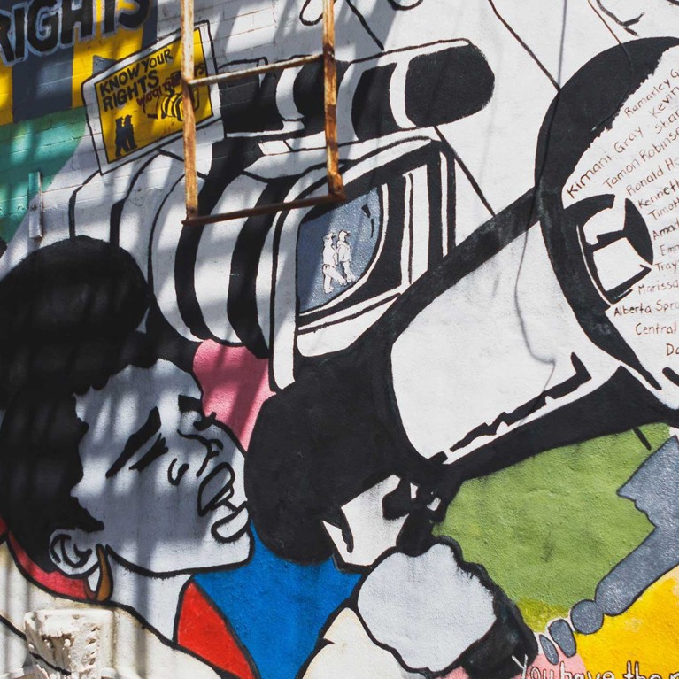 grafitti of man with microphone