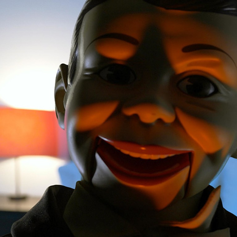 Scary manequin head illuminated from underneath