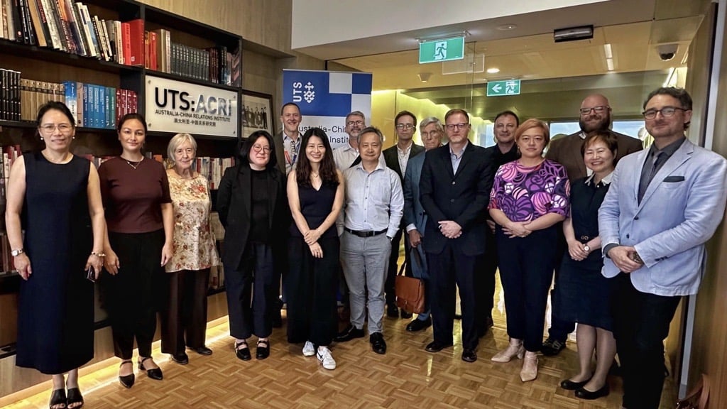 Group photo of participants in a roundtable discussion hosted by the Australia-China Relations Institute at the University of Technology Sydney (UTS:ACRI) with a visiting delegation led by the Friedrich-Ebert-Stiftung (Friedrich Ebert Foundation). Australian participants included James Laurenceson, Marina Zhang, Elena Collinson, Xunpeng (Roc) Shi and Lai-Ha Chan (University of Technology Sydney); former Australian Consul-General to Hong Kong Jocelyn Chey; and Hans Hendrischke, Wei Li and Minglu Chen (The University of Sydney Business School; University of Sydney). Sydney, March 19 2026.