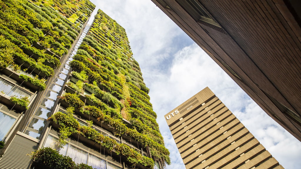 Exterior of Central Park, UTS Tower, Building 1, CB03