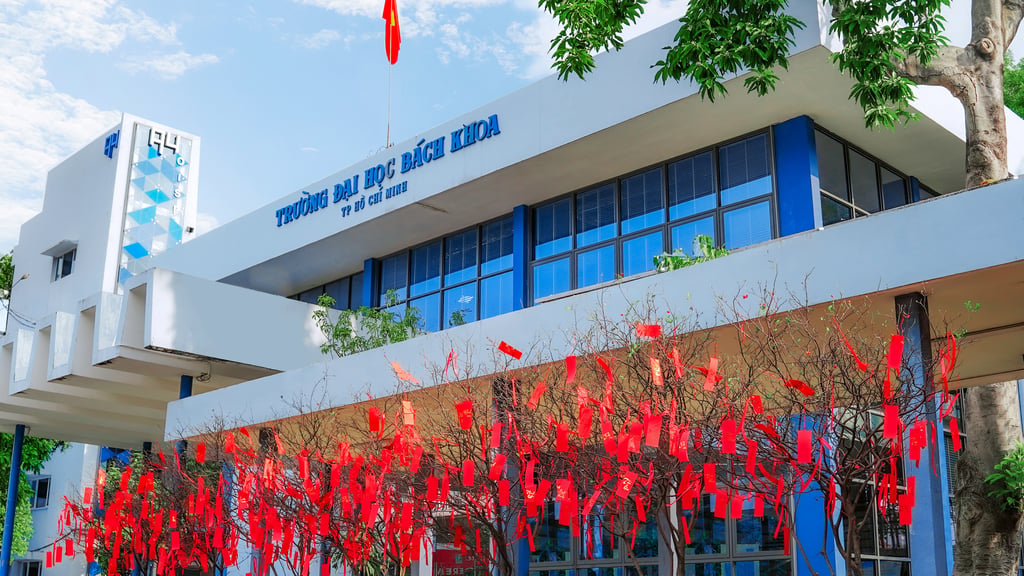 Ho Chi Minh City University.