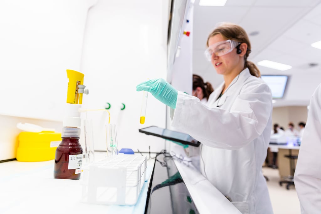 University of Technology Sydney student working in the Hive Superlab
