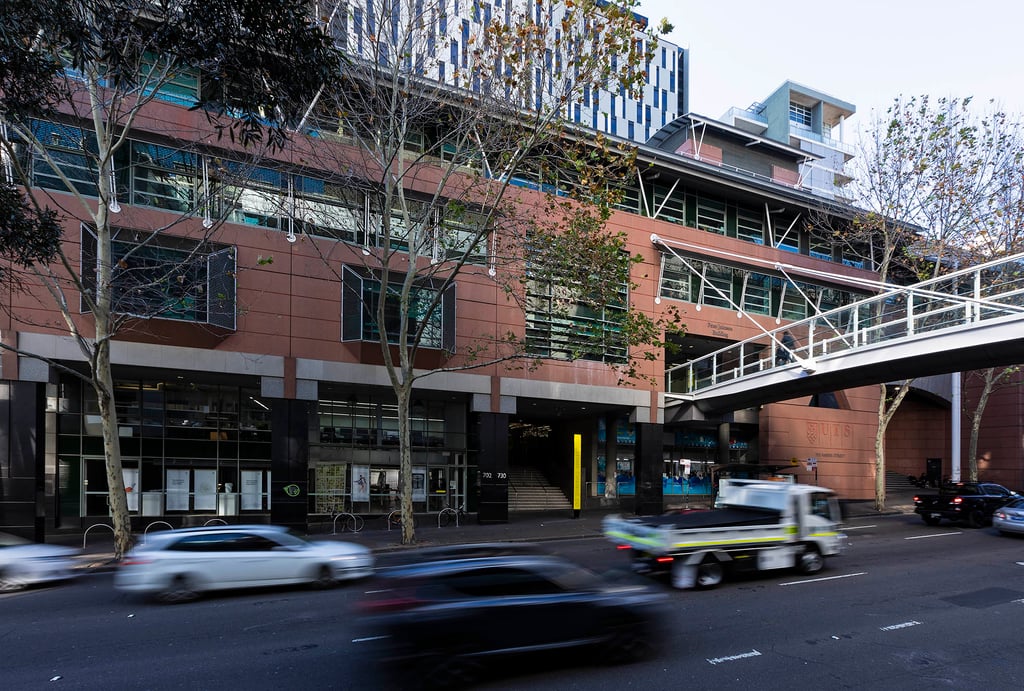 Building 6, Faculty of Design, Architecture and Building with footbridge.
