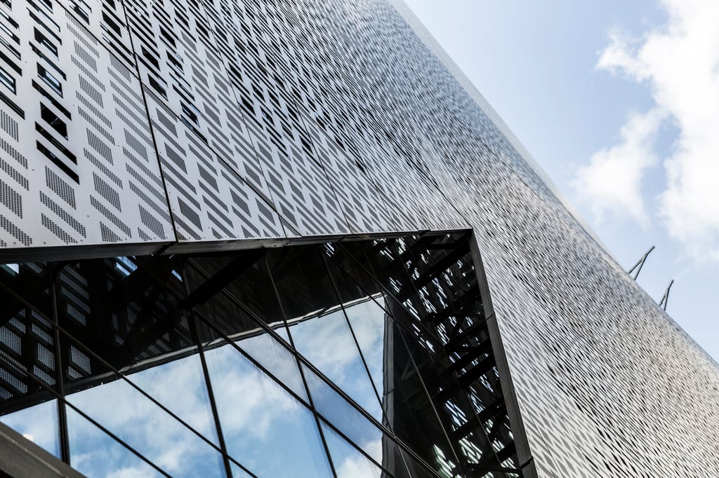 UTS Faculty of Engineering and IT building.