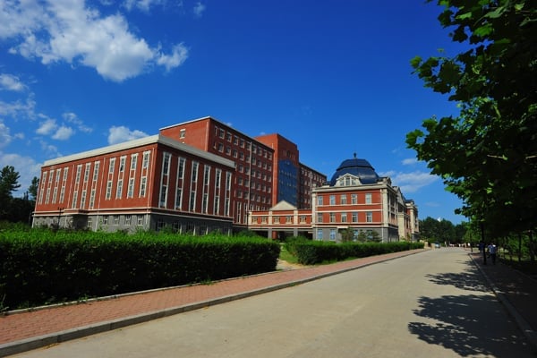 Sydney Smart Technology College building exterior in Qinhuangdao, China