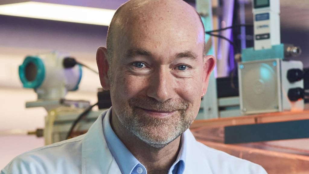 Distinguished Prof. Peter Ralph