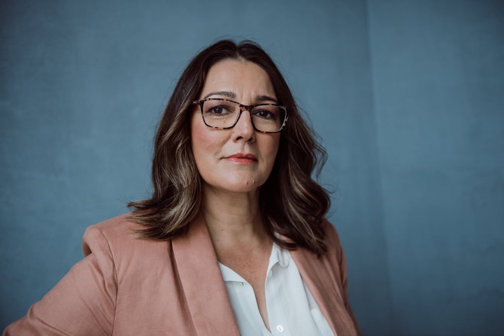 Professor Lorena Allam headshot