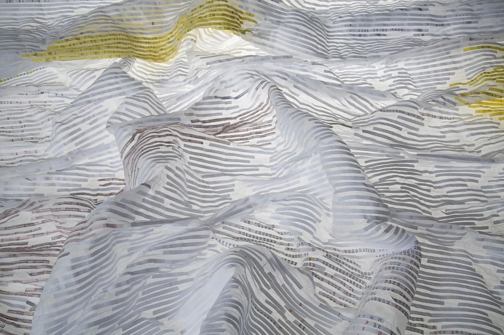 data lace up close