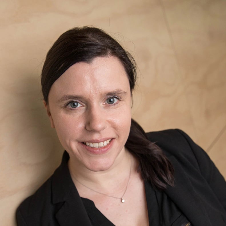 Photo of Martina Linnenluecke