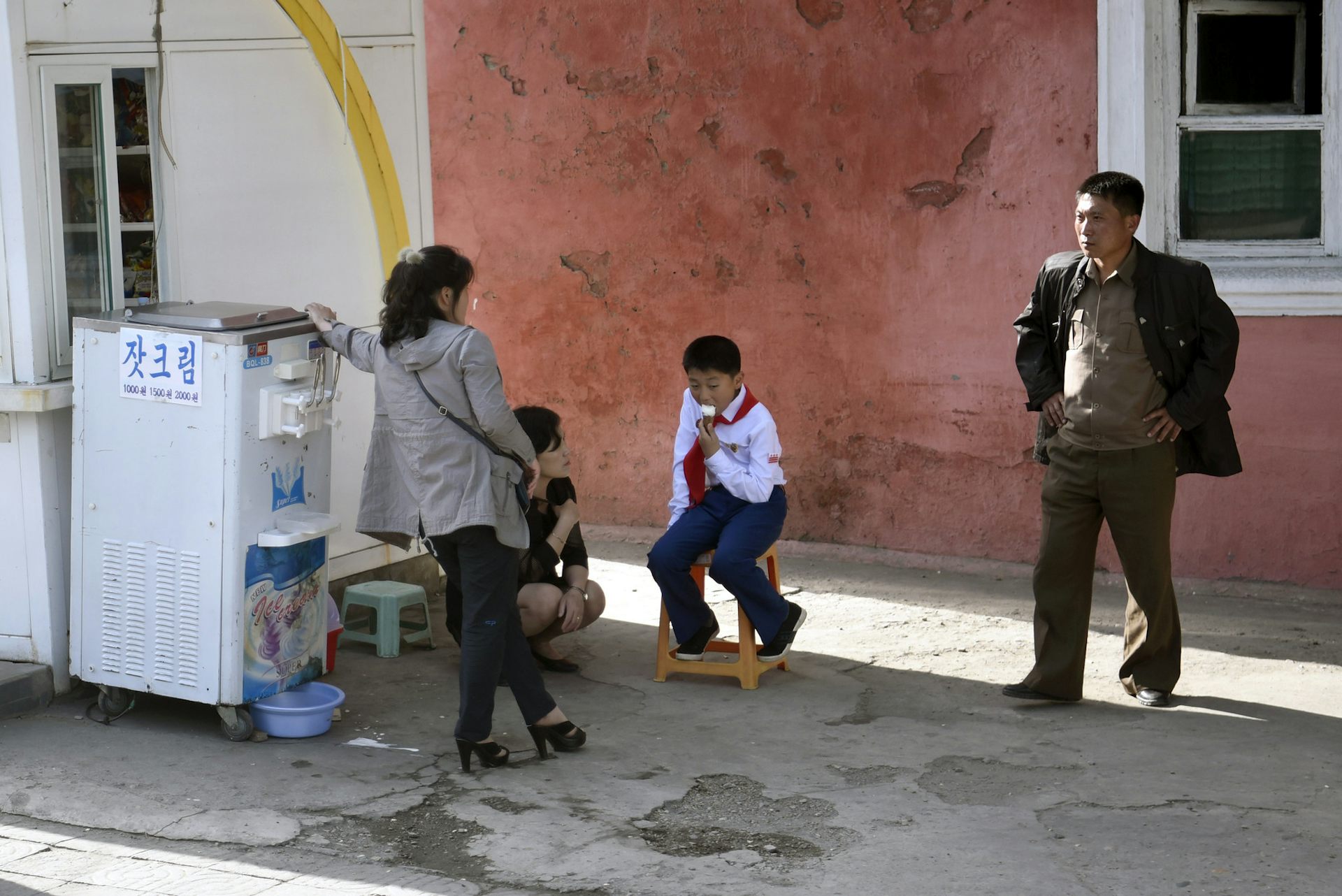 file-20231212-15-v3ur4y