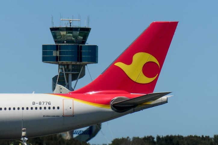 a_tianjin_airlines_airbus_a330-243_plane_registration_b-8776_has_landed_from_chongqing_as_flight_gs7943_and_taxiing_to_the_international_terminal_of_sydney_kingsford-smith_airport._this_image_was_taken_from_kyeemagh