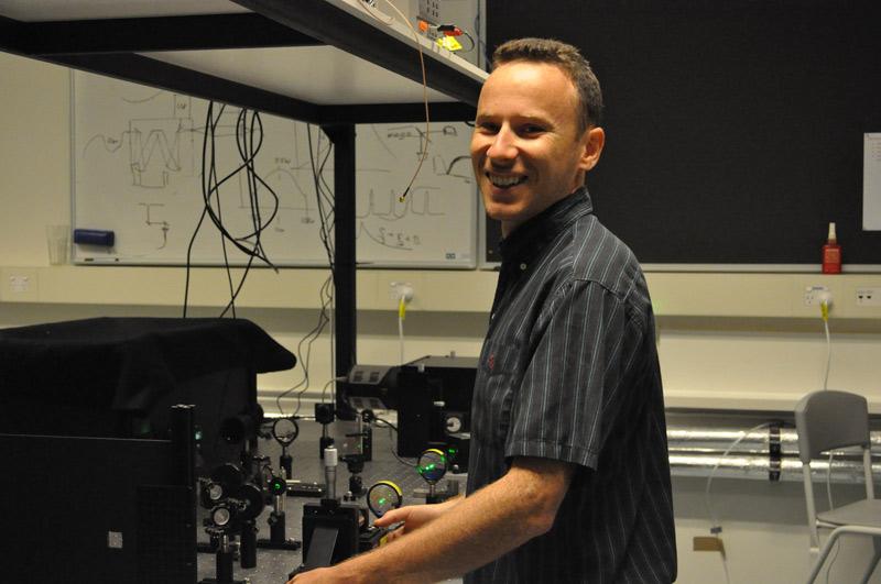 Dr Igor Aharonovich 02