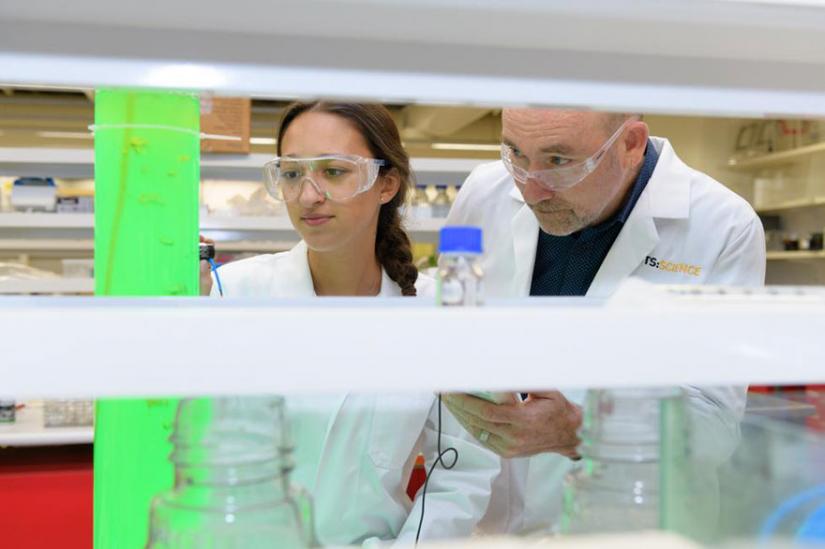 Erica Leal and Peter Ralph