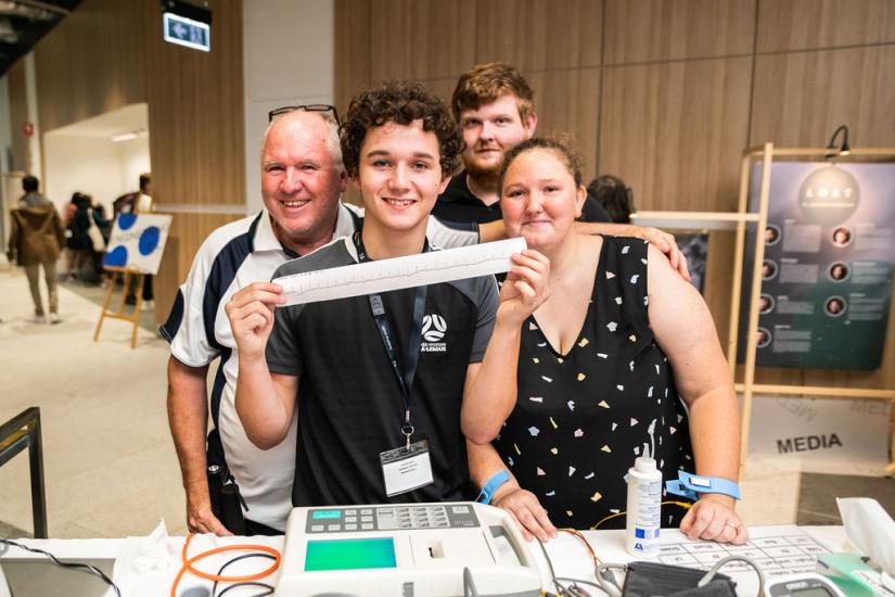 U at Uni Academy student with his family.