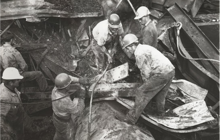 Rescuers search through rubble of West Gate Bridge
