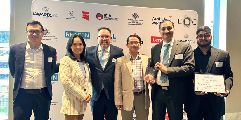 UTS team with iAwards.