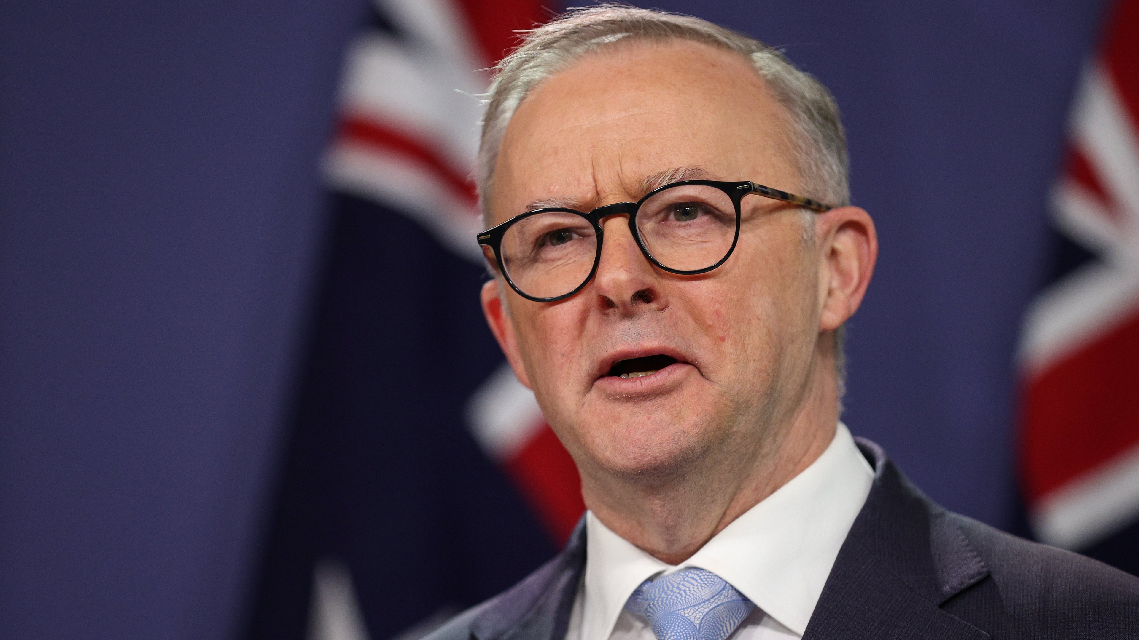 2022-06-10T032128Z_425877439_RC2POU9IC29S_RTRMADP_3_AUSTRALIA-NEWZEALAND