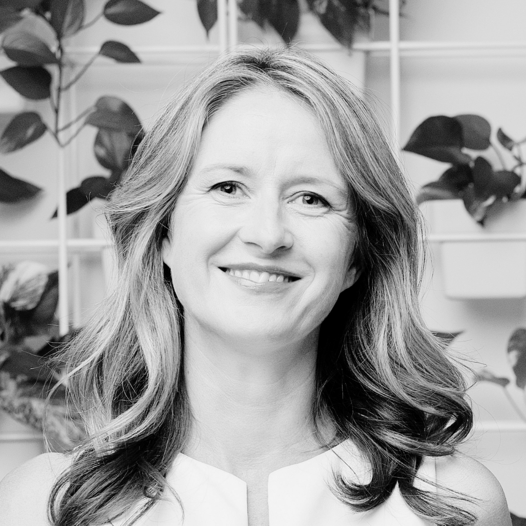 Dr Melissa  Edwards