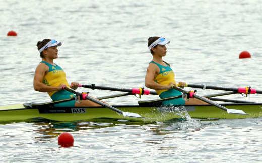 Sally Kehoe and UTS student Genevieve Horton train for the Rio Games