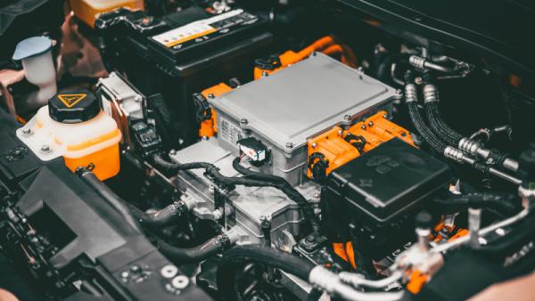 800x450 EV engine car motor