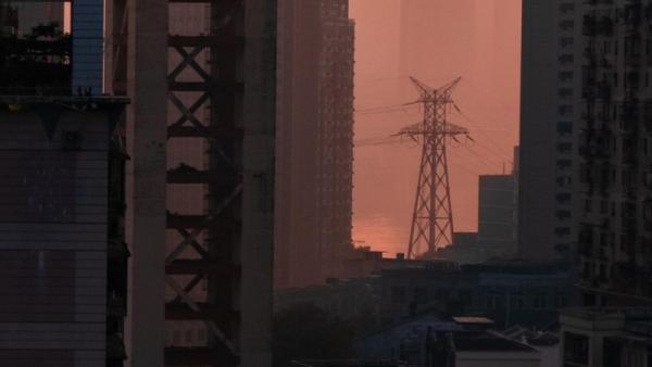 800x450%20A%20view%20of%20the%20sunset%20at%20the%20top%20of%20Baixiangju