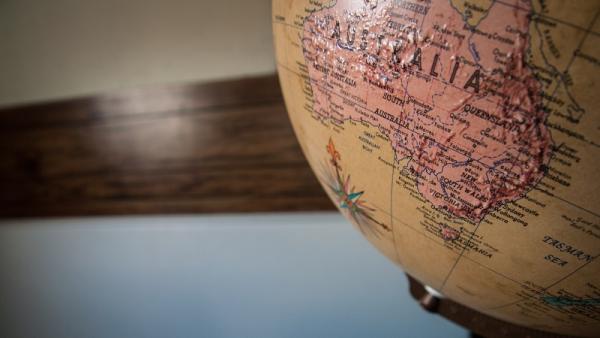 800x450%20Australia%20map%20morningbird%20pixabay