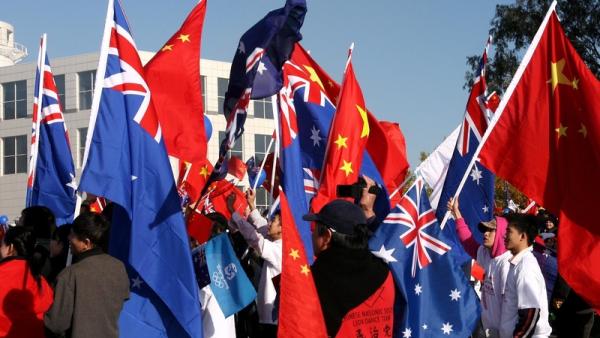 800x450%20Australian%20and%20Chinese%20Flags