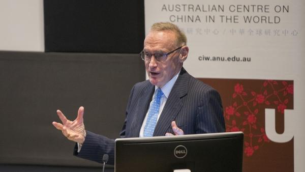 800x450%20Bob%20Carr%20ANU%20CIW%20lecture_1