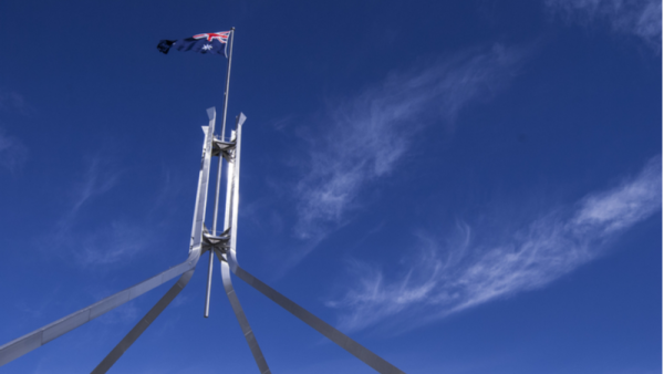 800x450%20Flag%20on%20top%20of%20Parliament%20House%20in%20Canberra