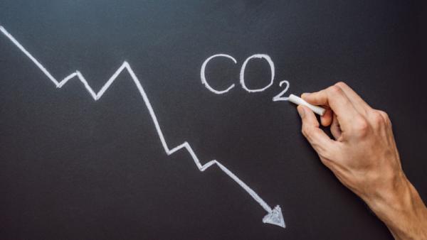 800x450%20Graph%20of%20the%20decline%20in%20carbon%20dioxide%20levels