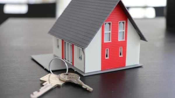 800x450%20House%20with%20keys