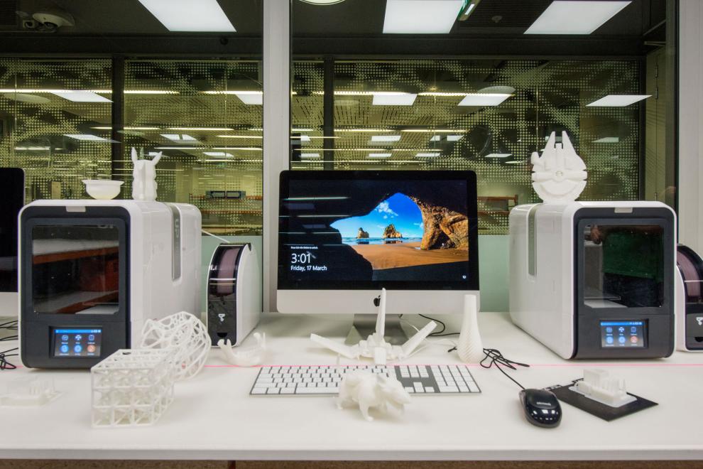 DAB Spaces, Digital Makerspace, Studio Space, Computer access.