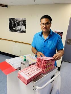 Mamatuki Sosefo completing admin tasks