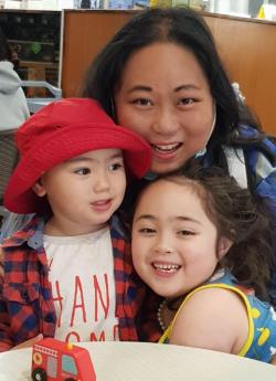 Elaine with her son Evan and daughter Violet.