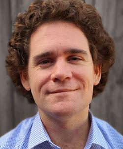 Photo of Dr Paul Gray