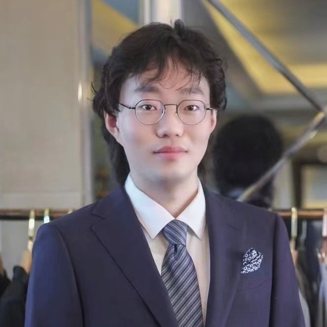 Xingjian Zhang