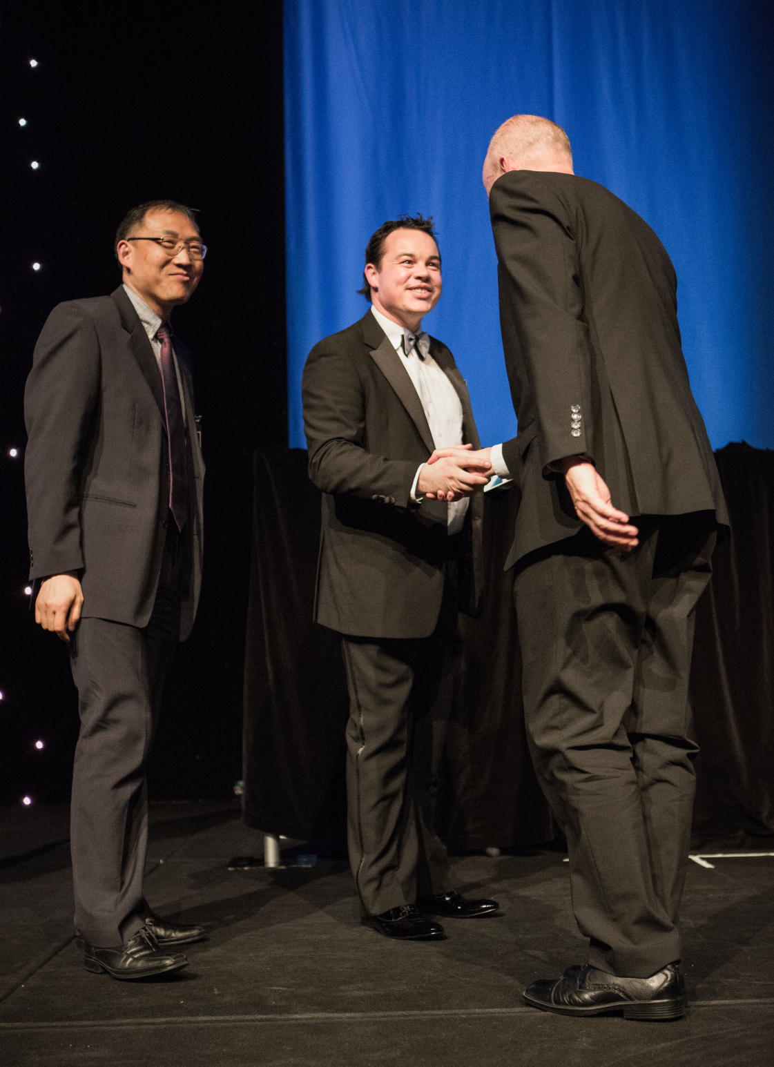 Dikai Liu (UTS:CAS) and Peter Mann (RMS NSW) receives the Merit Award for the Biologically Inspired Climbing Robot at the 2015 National iAwards.
