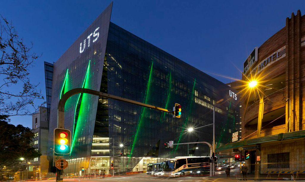 Photograph of UTS Building 11 from the corner of Broadway and Abercrombie Street