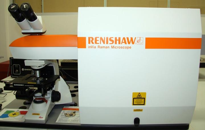 A Renishaw inVia Raman spectrometer system (Gloucestershire, UK) equipped with a Leica DMLB microscope (Wetzlar, Germany) and a 17mW at 633 nm Renishaw helium neon laser source