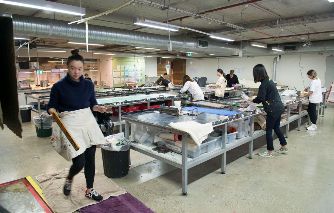 Textile Print Workshop, Students using textile print equipment at DAB studio. 