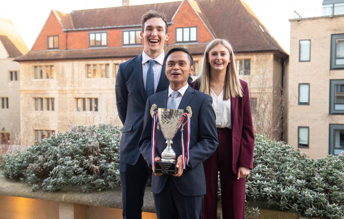 prize winners with mooting cup