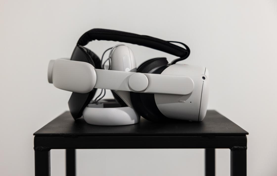 A VR headset