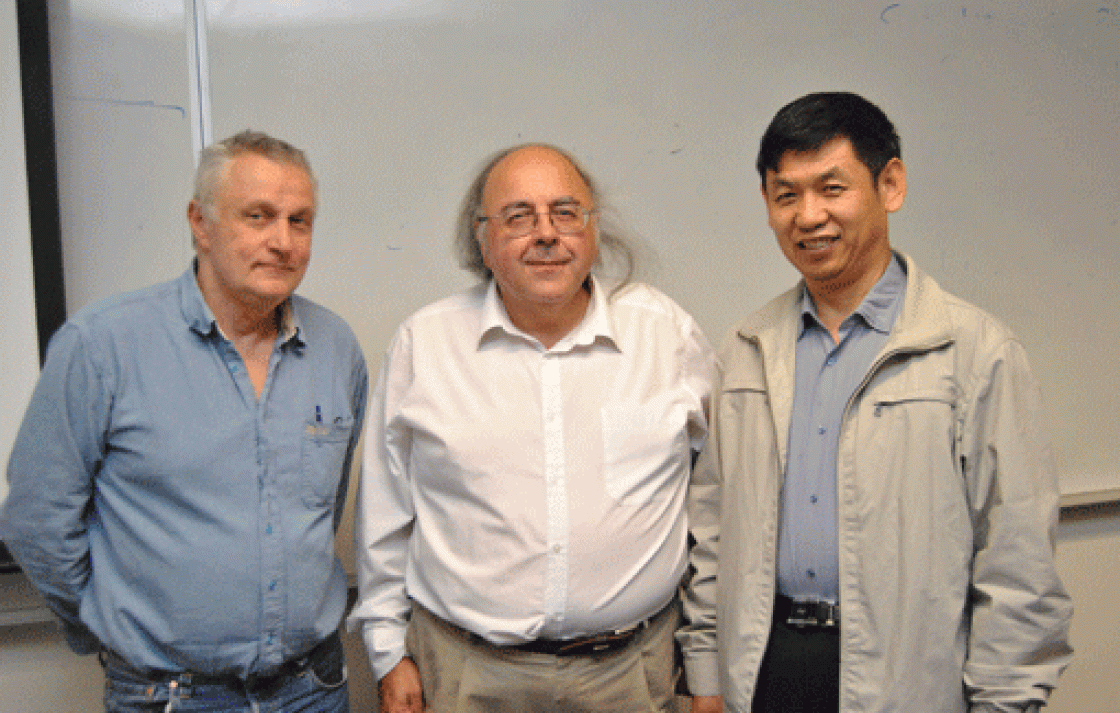 L-R: Prof John Debenham (QCIS), Prof Max Bramer (University of Portsmouth), Prof Chengqi Zhang (QCIS)