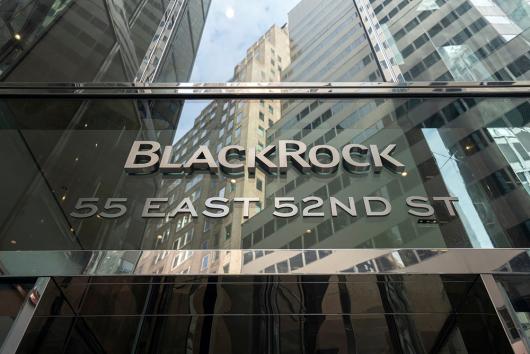 Stock picture of the name plate on the BlackRock headquarters in New York