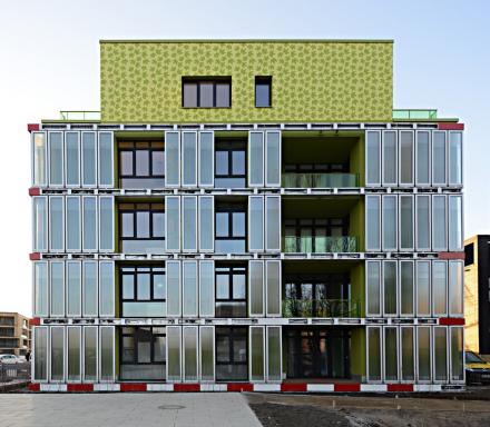 DAB Built Environment, staff project Feasibility of Algae Building Technology in Sydney
